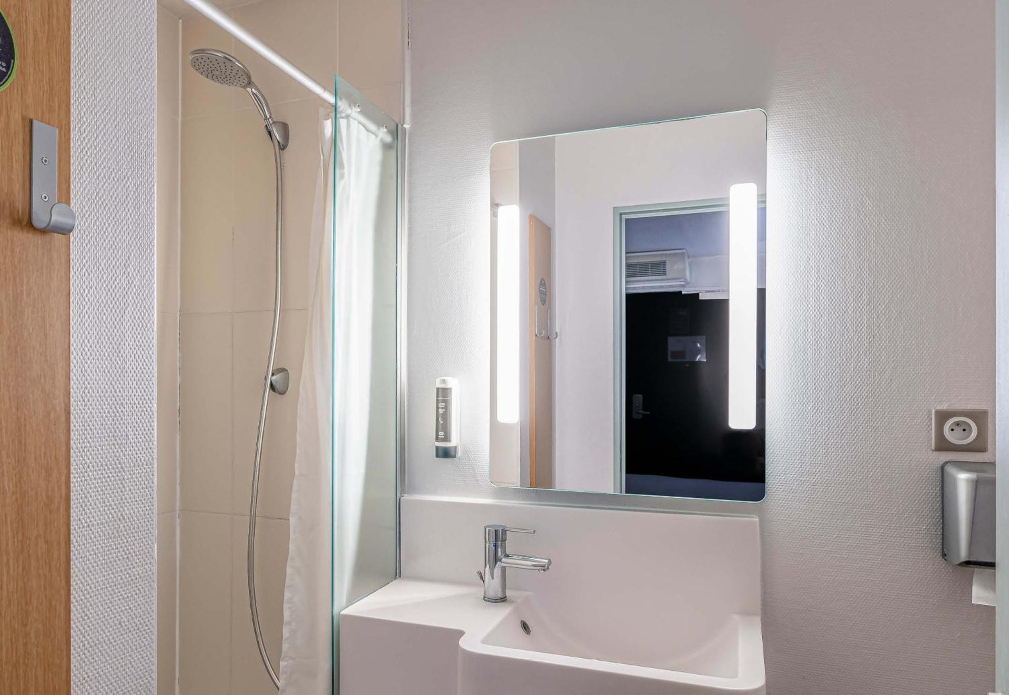 Hotel Bordeaux 2*